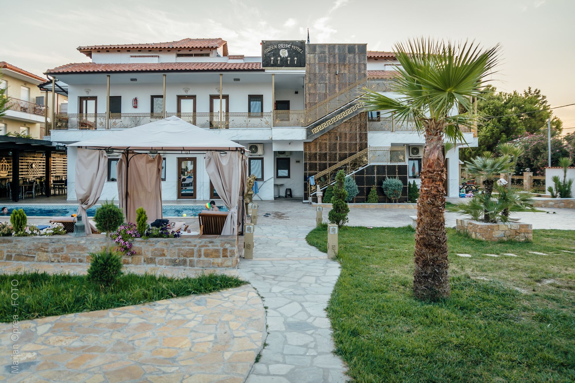 Skála Foúrkas Halkidiki Greek Pride Ηotel And Apartments المظهر الخارجي الصورة